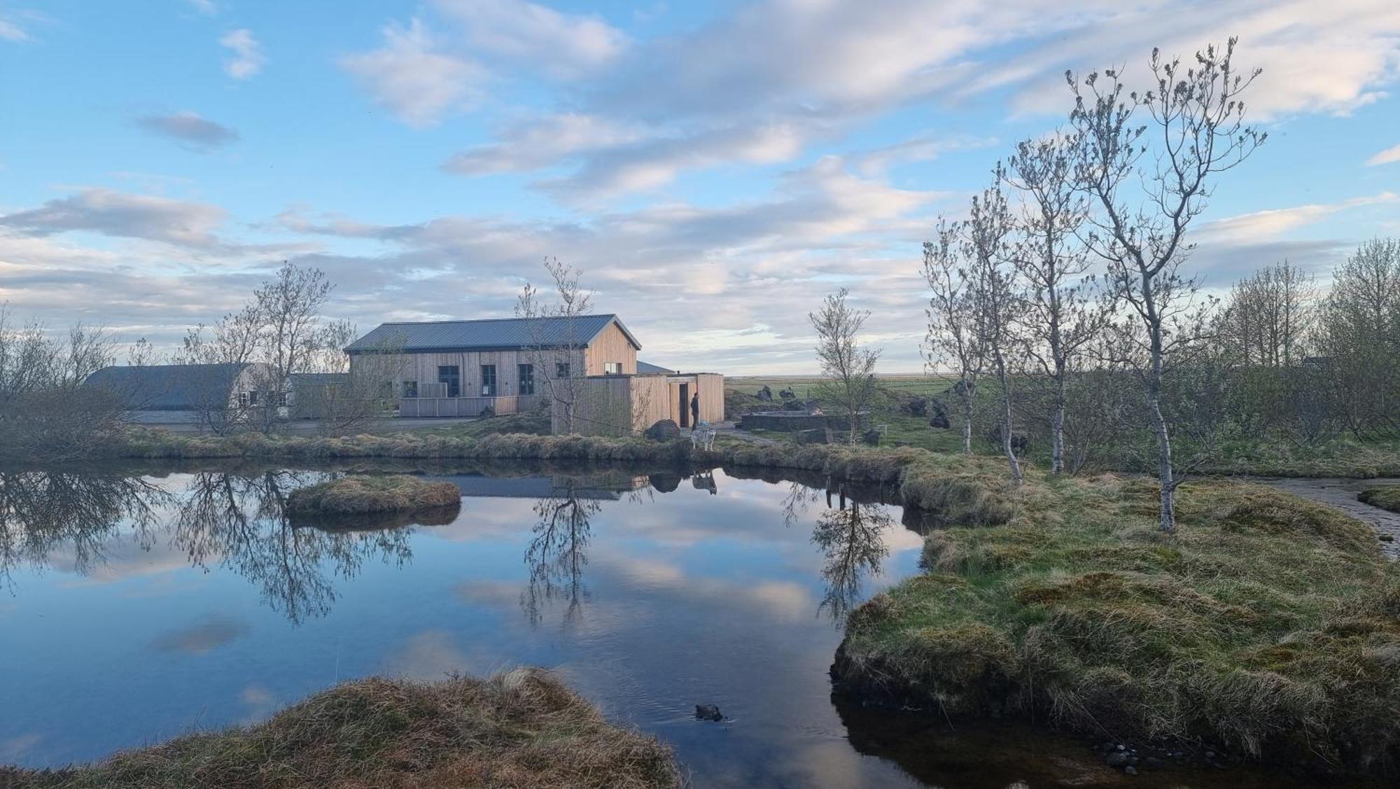 Mithhraun - Lava Resort Midhraun Eksteriør bilde