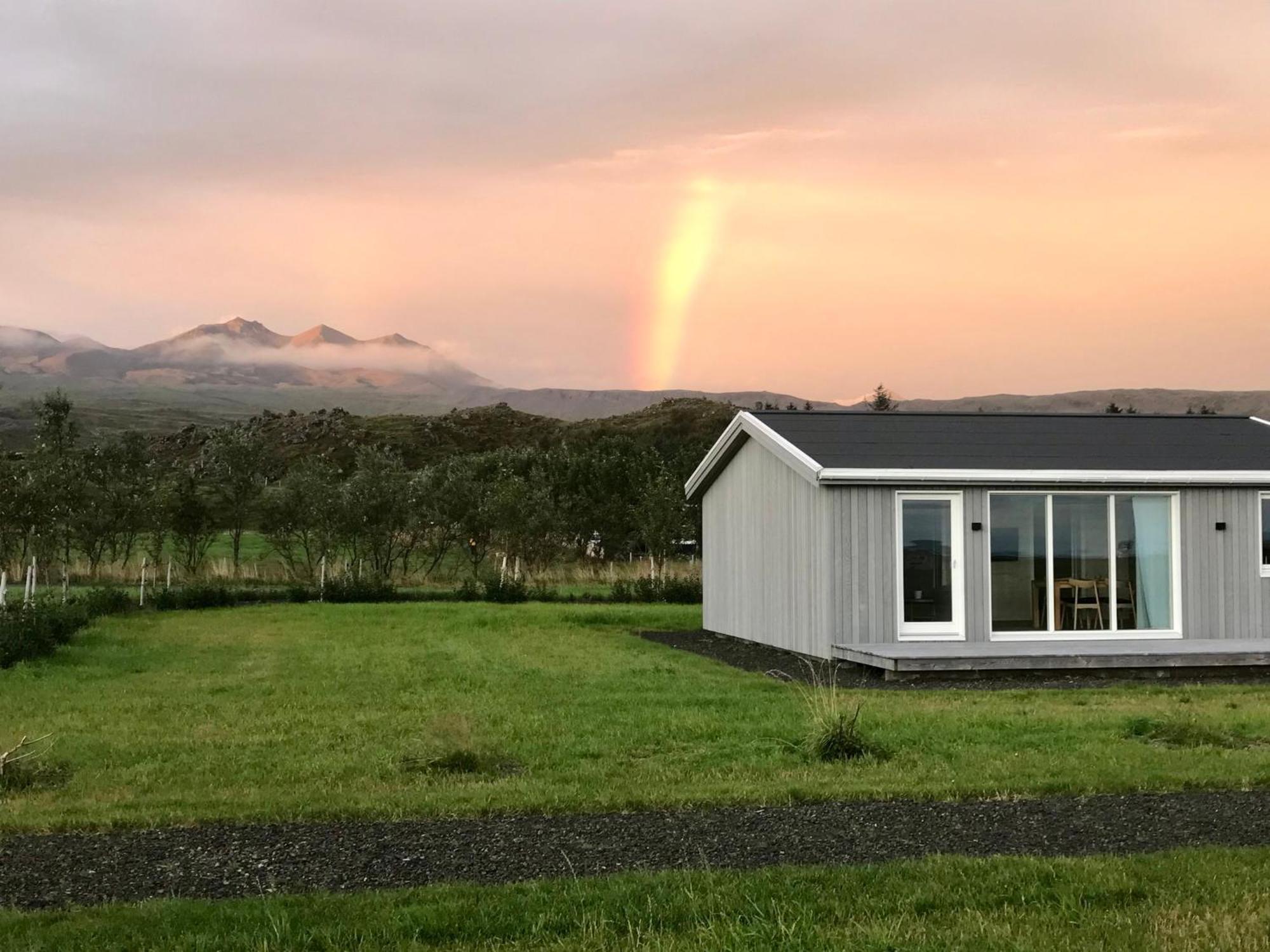 Mithhraun - Lava Resort Midhraun Eksteriør bilde